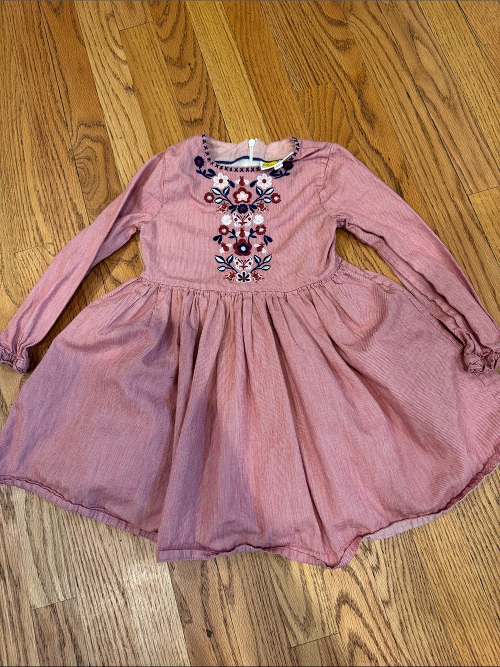 Mini Boden Mauve Pink Embroidered Long-Sleeve Dress size 5/6